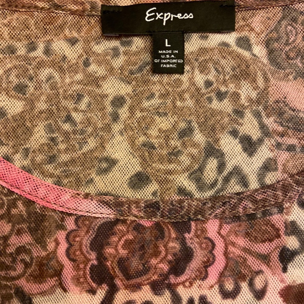 Express Top - Picture 3 of 5